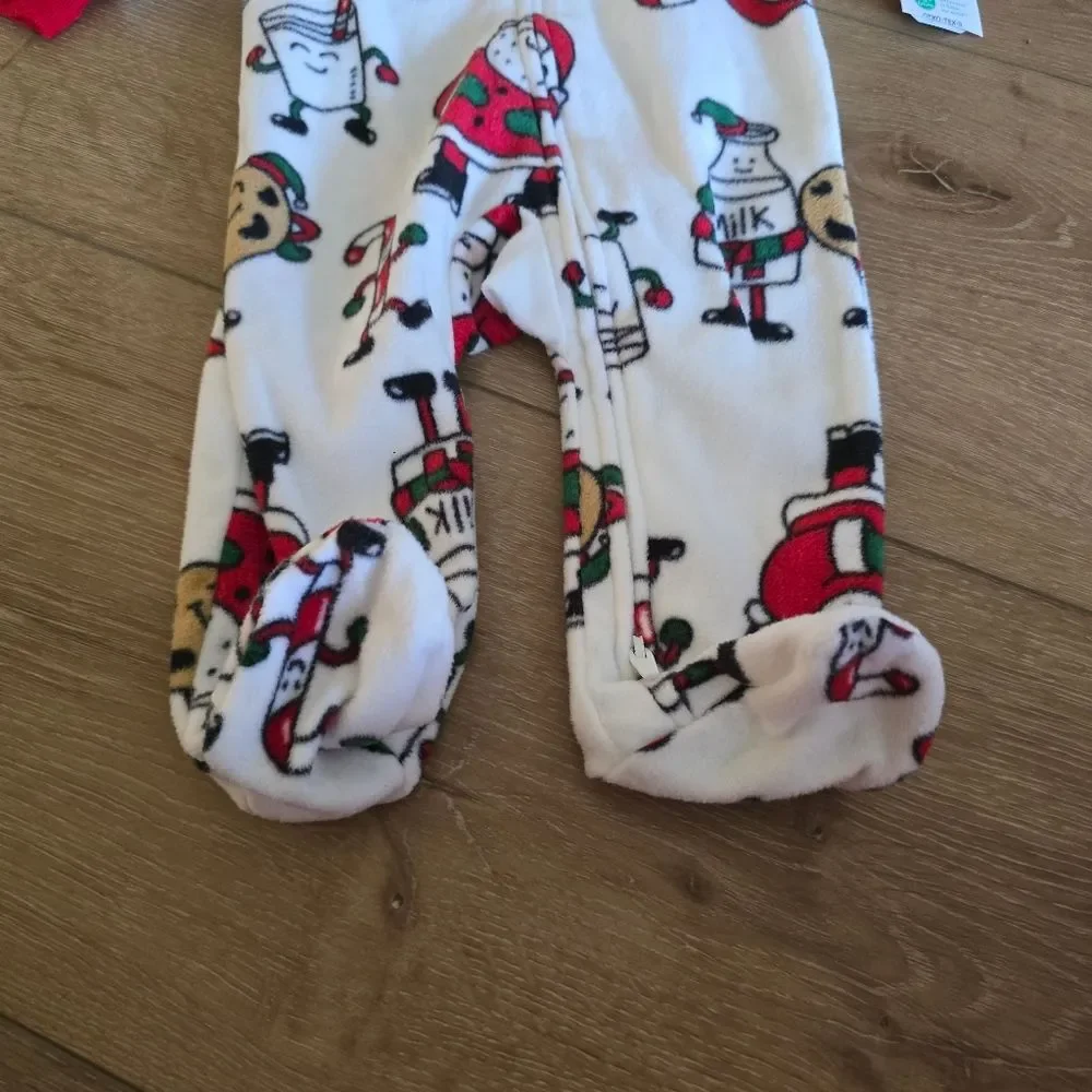 NWT Carter’s Santa, Cookies & Milk Pajama Set